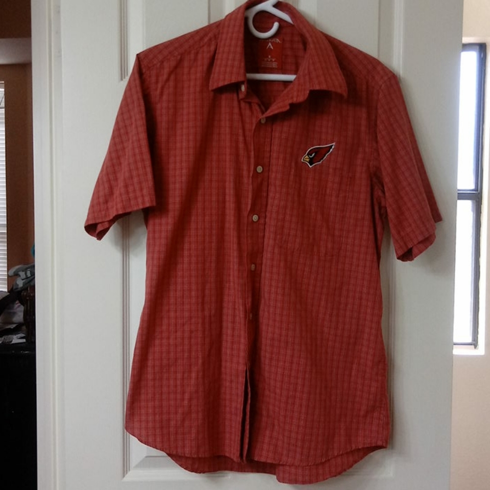Cardinals button down shirt sleeve